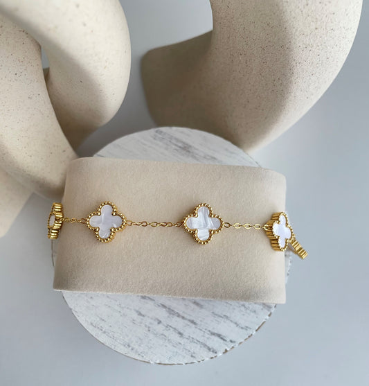 Classy Clover Bracelet